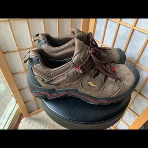 Keen Men’s Hiking Boots